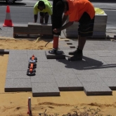 Brick Paving Perth Vacuum Machine In Action - Photo8 - Challenge Brick Paving Contractors